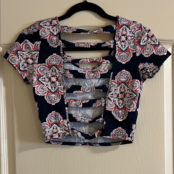 Charlotte Russe Navy Floral Medallion Strappy Back Crop Top - Picture 2 of 2